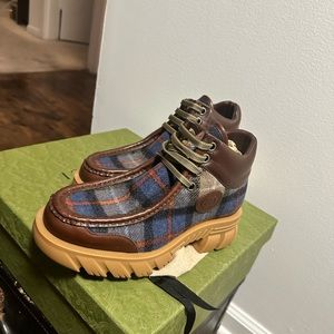 Gucci
Plaid Print Lace-Up Boots
